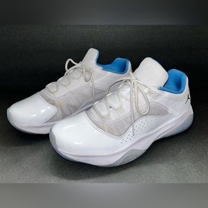 Air Jordan 11 CMFT Low white army navy